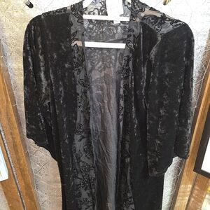 Knox Rose Black Velvet Floral Robe